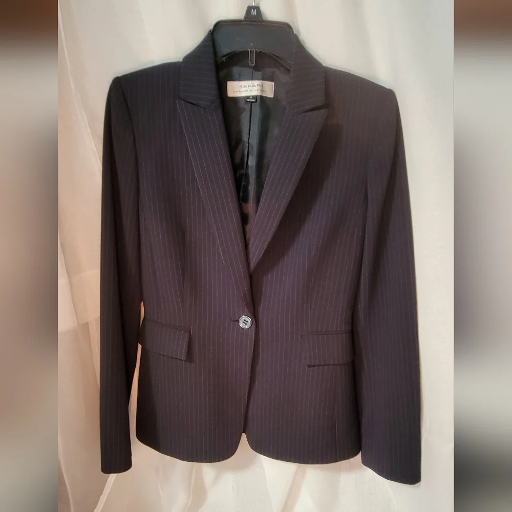 Tahari Navy Blue Pinstripe Contemporary Skirt Suit - Picture 4 of 6